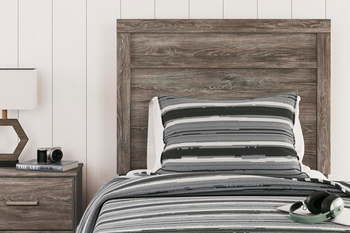 Ralinksi  Panel Bed With Mirrored Dresser