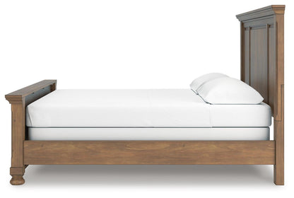 Vandenmore California  Panel Bed With Mirrored Dresser