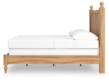 Galletyn  Panel Bed With Mirrored Dresser And Nightstand
