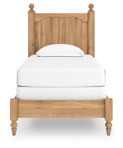 Galletyn  Panel Bed With Mirrored Dresser And Nightstand