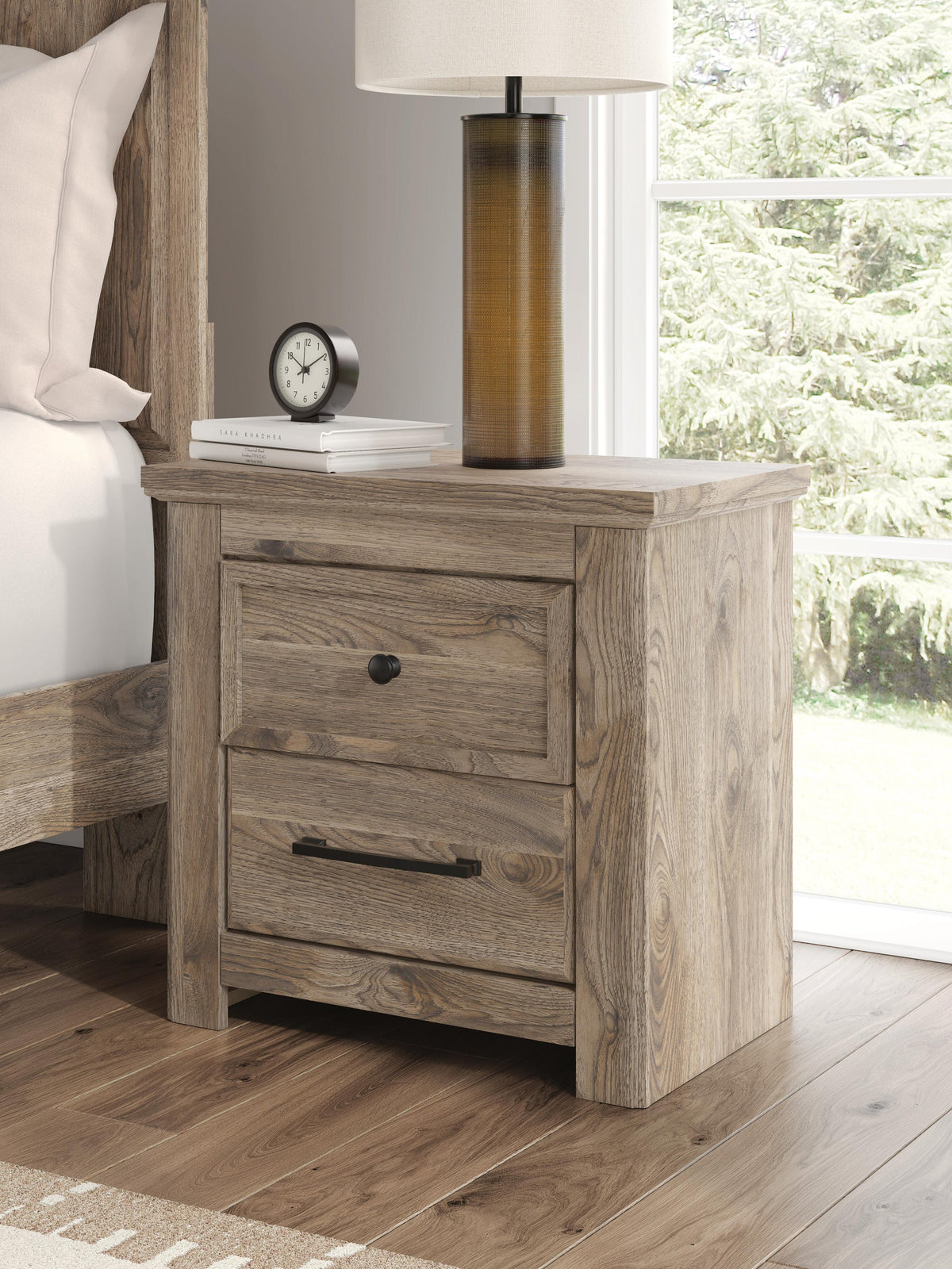 Keithland  Poster Bed, Dresser, Mirror And Nightstand
