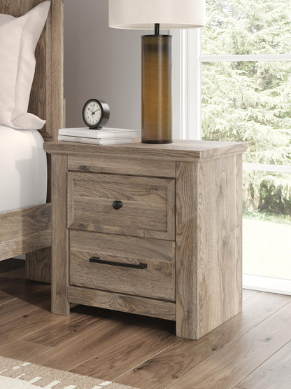 Keithland  Poster Bed, Dresser, Mirror And Nightstand