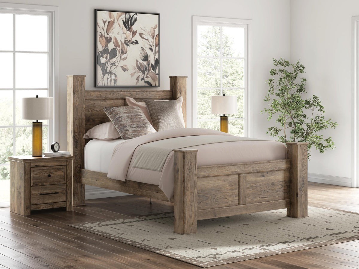 Keithland  Poster Bed With Mirrored Dresser And Nightstand