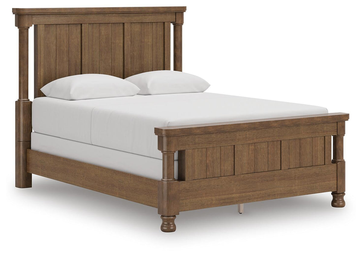 Chadworth  Poster Bed With Mirrored Dresser And Nightstand
