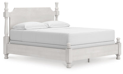Chadworth California  Poster Bed, Dresser, Mirror And Nightstand