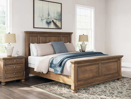 Feddinger  Panel Bed