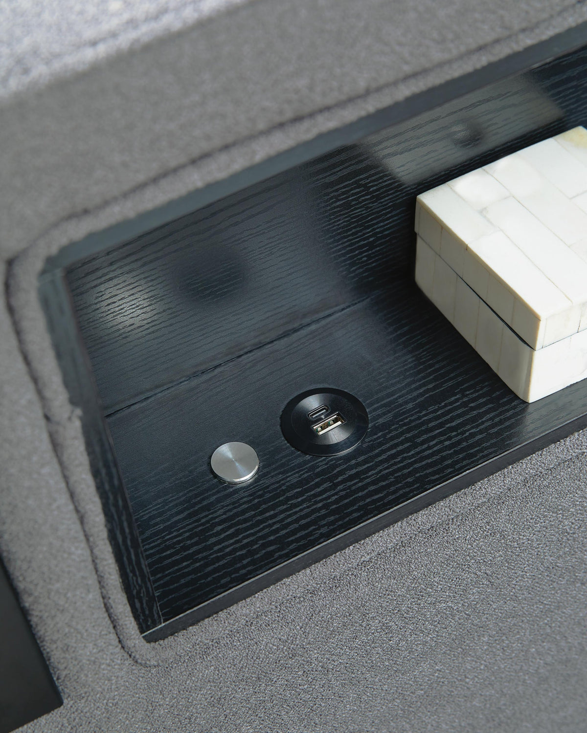 Finigale  Upholstered Bed With Wireless Audio