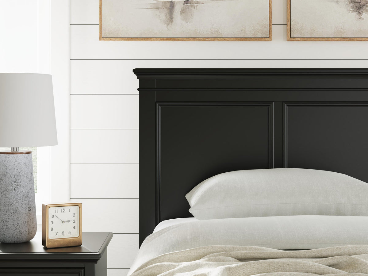 Lanolee  Panel Storage Bed