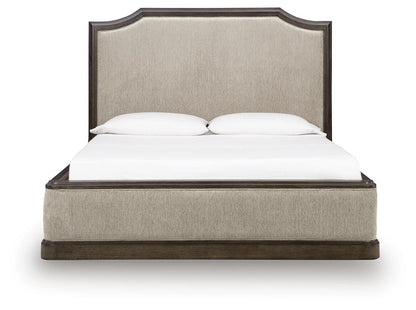 Wickenger California  Upholstered Panel Bed