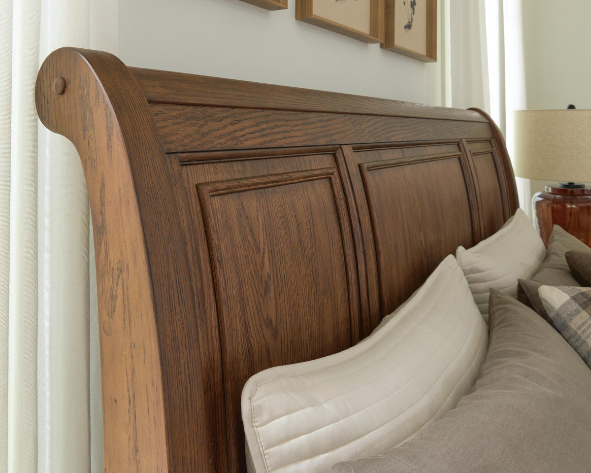 Zackaryn  Sleigh Bed